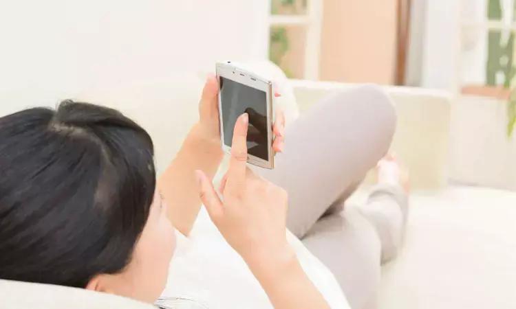 More Than 4 Hours Of Daily Smartphone Use Associated With Health Risks For Adolescents