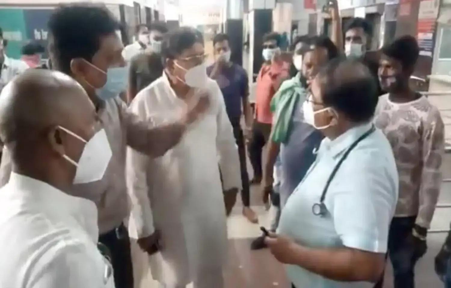 MP Doctor Abused By Politician Withdraws Resignation, AIIMS RDA Seeks Action Against Perpetrators